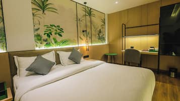 Executive Room, City View | Desk, laptop workspace, soundproofing, iron/ironing board