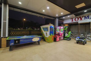 Children’s play area – outdoor