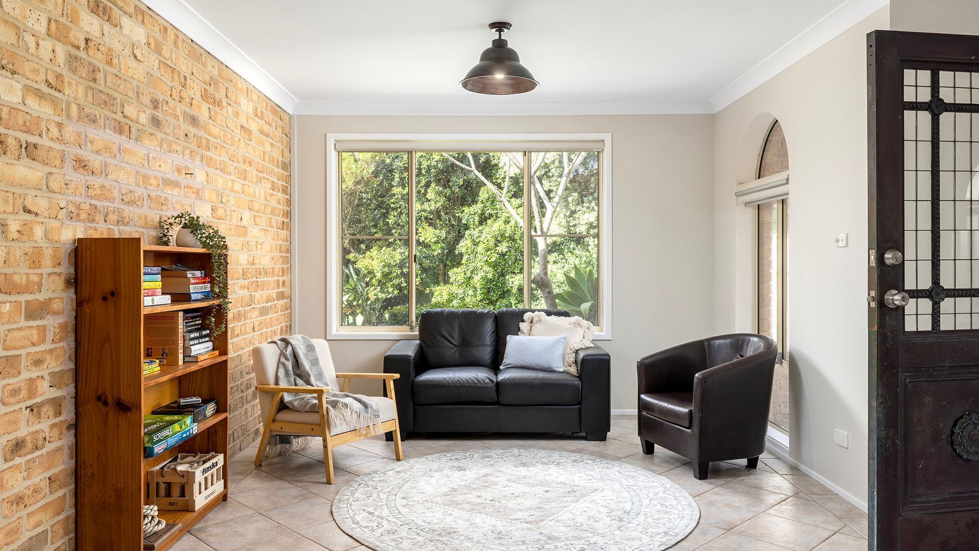 Smart-TV, Tischtennisplatte