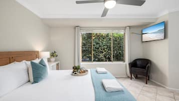 4 bedrooms, iron/ironing board, travel crib, WiFi