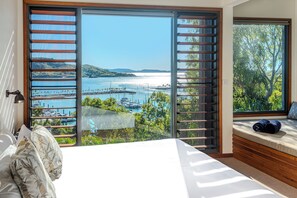 5 bedrooms, WiFi, bed sheets