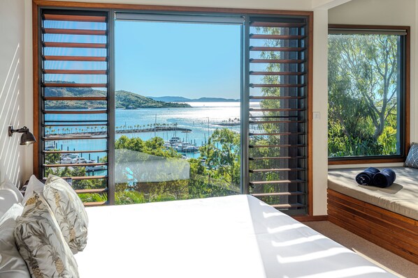 5 室のベッドルーム、WiFi、ベッドシーツ