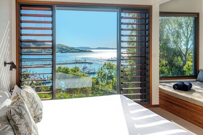 Alang Alang, Alang Alang on Hamilton Island