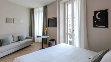 Deluxe Room, City View | Premium bedding, down duvets, Select Comfort beds, minibar