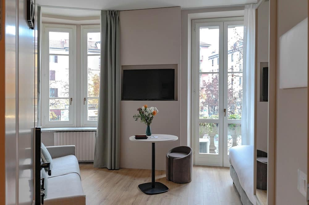 Aiello Hotels - Isola Design District