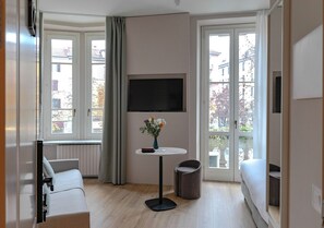 Deluxe Room, City View