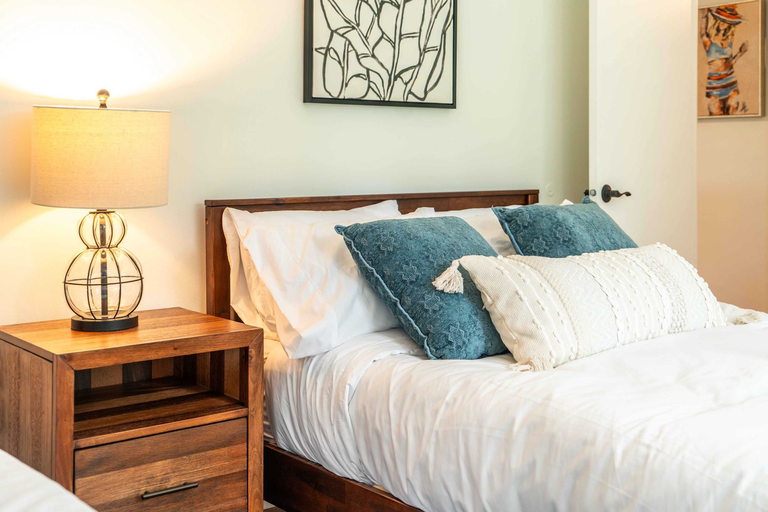 3 slaapkamers, een bureau, wifi, beddengoed