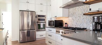 Williams Bay Home by Yerkes with 3 En-Suites