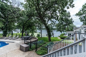 Property grounds - Island Getaway on Delavan Lake (Delavan)