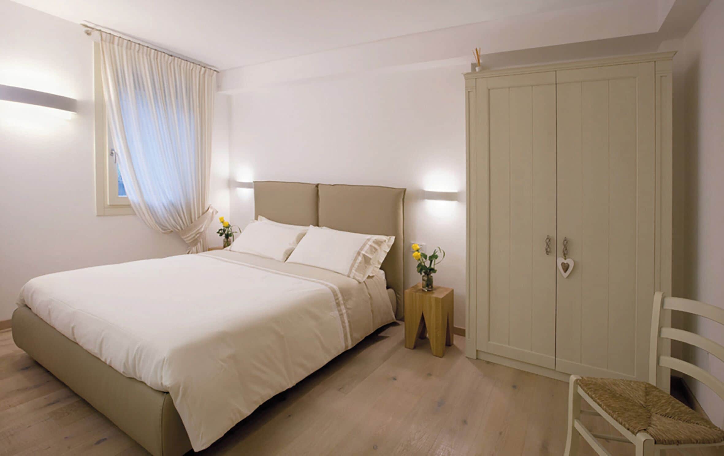 Camera Dell` Essenza