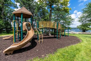 Children’s area - Briarwood Serenity at Abbey Springs – Quiet 4 BDR! (Fontana)