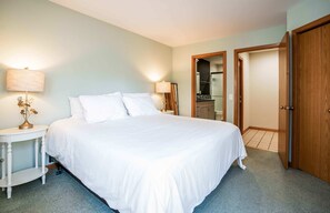4 chambres, fer et planche Ă repasser, Wi-Fi, draps fournis