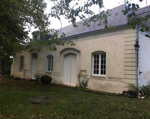Exterior - Reception hall, l'Orangerie. 5-minute drive from Angers train station (Sainte-Gemmes-sur-Loire)