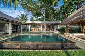 Exterior - Sola Villa Ubud - 2 Bedrooms (Ubud)