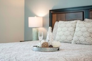 4 chambres, fer et planche à repasser, Wi-Fi gratuit, draps fournis