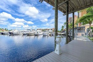 Marina/club náutico