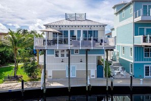 Exterior - The Funky Fish Shack - Marina View with Boat Slip (Cape Coral)