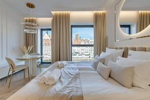 Luxury Apartment | Hypo-allergenic bedding, individually decorated, individually furnished - Deo Plaza by Downtown Apartments (Gdansk)