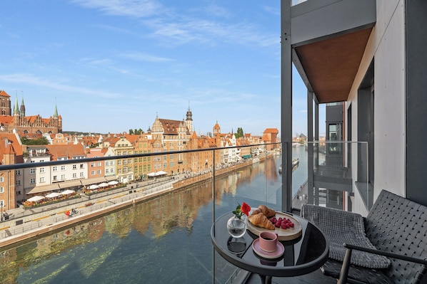 Apartemen Eksklusif | Balkon