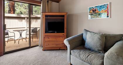 LR029 | Lodge Condo with a King Bed and private fenced in patio.