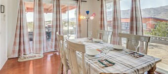 Twentynine Palms 'harmonic House' w/ Mtn Views!