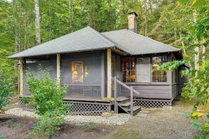 Interior - Rustic Cabin w/ Squam Lake Access & Fireplace! (Holderness)