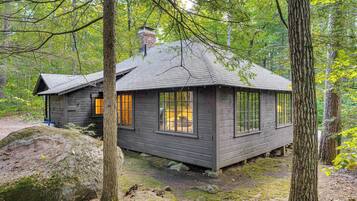 Rumah (2 Bedrooms) | Interior