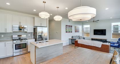 1 Mi to Dtwn Salida: Townhome w/ Fenced Yard!