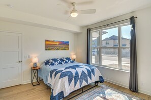 Apartment (3 Bedrooms) | Interior - 1 Mi to Dtwn Salida: Townhome w/ Fenced Yard! (Salida)