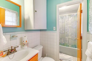 House (3 Bedrooms) | Interior - Inviting Vicksburg Home w/ Patio + Charcoal Grill! (Vicksburg)