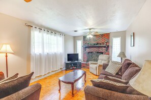 House (3 Bedrooms) | Interior - Inviting Vicksburg Home w/ Patio + Charcoal Grill! (Vicksburg)