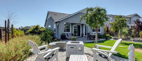 Casa (3 Bedrooms) | Vista frontal de la propiedad