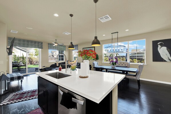 House (3 Bedrooms) | Interior - 1 Mi to Dtwn Winters: Home w/ Fire Pit & Patio! (Winters)