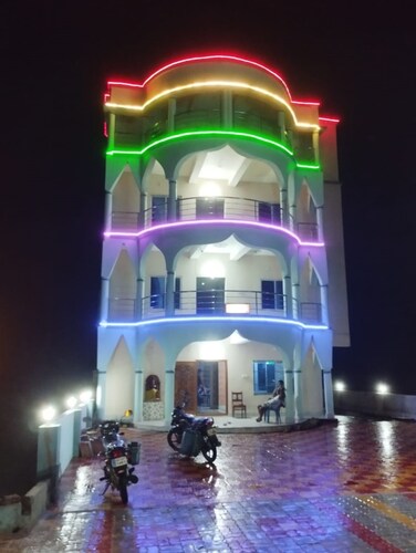 Goroomgo Patra palace Konark