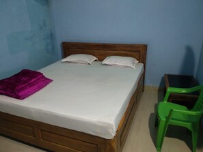 Free WiFi, bed sheets - Goroomgo Patra palace Konark (Gop)