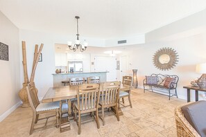 Interior - Beach Sun, Endless Fun Tower 1-1308 @ Portofino (Pensacola Beach)
