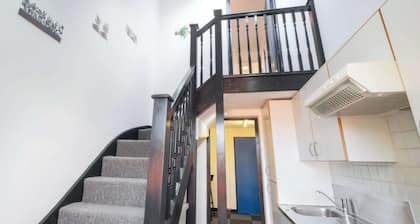 Host & Stay | St Martin's Road