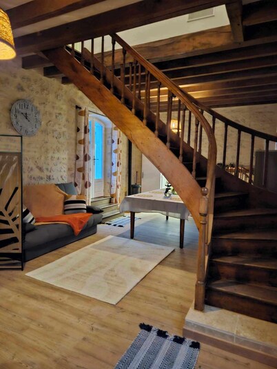 Former gatehouse, spa, billiards room near Beauval Zoo, Loire château.