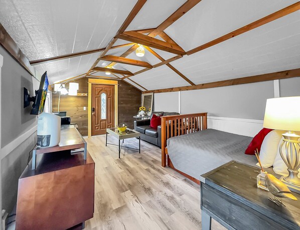 1 habitación, tabla de planchar con plancha, wifi gratis y ropa de cama 