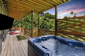 Bain à remous extérieur