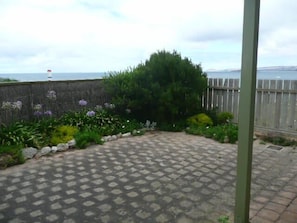 Property grounds - Absolute Beachfront Port Elliot 1-14 Merrilli Plc (Port Elliot)