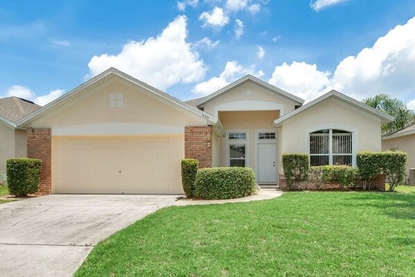 House, 4 Bedrooms | Exterior