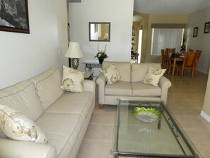 Talo, 5 makuuhuonetta | Oleskelualue