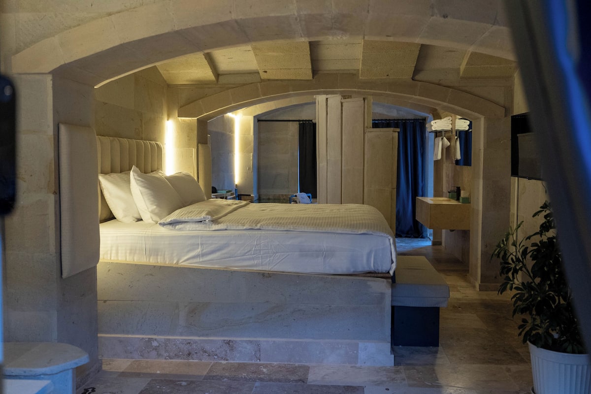 Habitación doble de diseñador, vista al valle | 1 habitación, ropa de cama de alta calidad y camas con efecto memoria