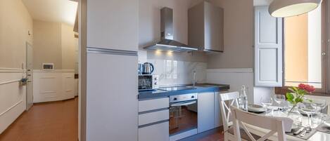 Appartement Supérieur, 2 chambres, cuisine, vue ville | Cuisine privée