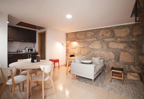Apartment, 1 Bedroom | Living area - Smartr Porto Bonfim (Porto)