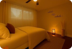 3 bedrooms, in-room safe, desk, iron/ironing board
