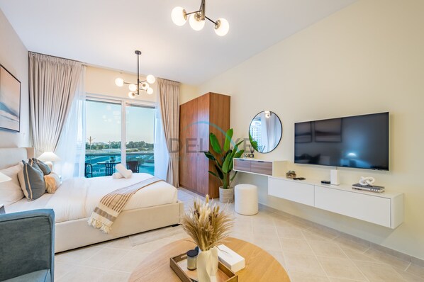 Coffres-forts dans les chambres, fer et planche à repasser