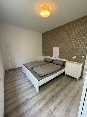 2 Schlafzimmer, WLAN, Bettwäsche