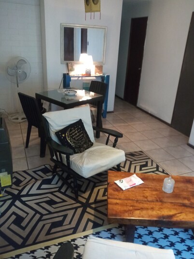 1-bedroom house in cool Santiago with AC, WiFi
